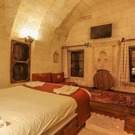 Harkasos Cave 4*