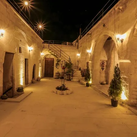 Harkasos Cave Hotel 3*