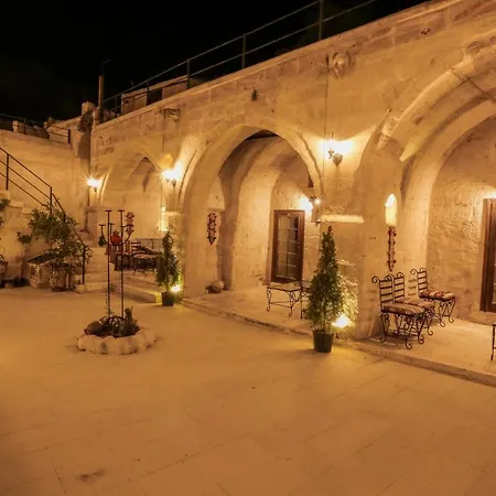 Harkasos Cave 3*