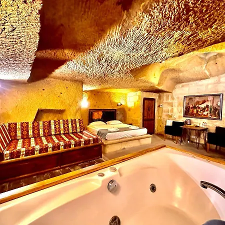 Hotel Harkasos Cave