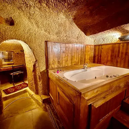 Harkasos Cave Hotel 3*
