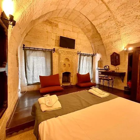Hotel Harkasos Cave 3*