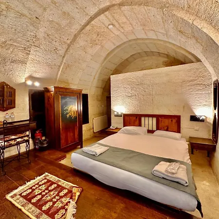Hotel Harkasos Cave 3*