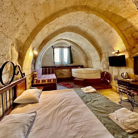 Hotel Harkasos Cave 3*