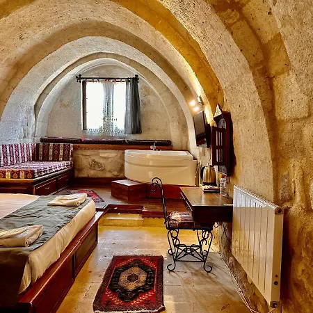 Hotel Harkasos Cave 3*