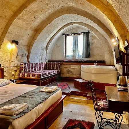 Harkasos Cave Hotel 3*