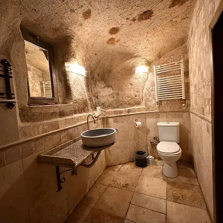 Harkasos Cave 4*