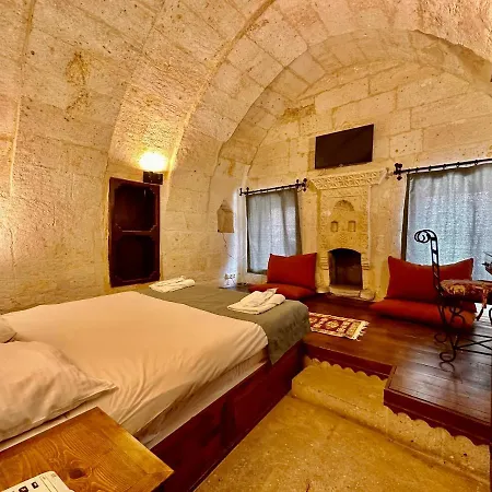 Harkasos Cave Hotel 3*