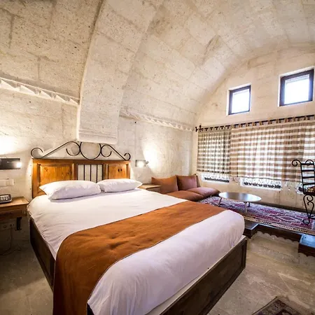 Hotel Harkasos Cave