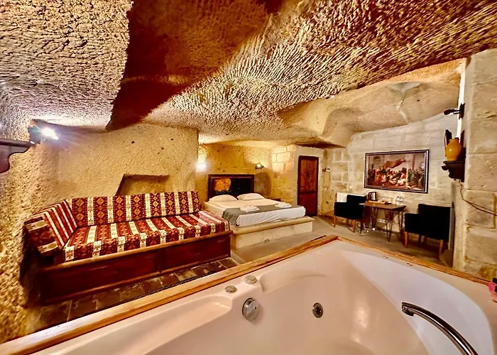 Harkasos Cave ウルギュップ