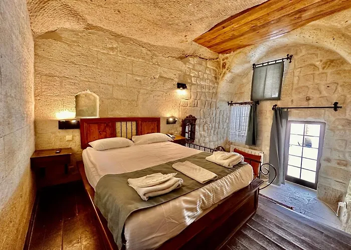 Harkasos Cave 3* ウルギュップ