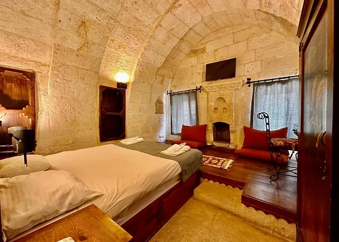 Harkasos Cave ホテル 3*