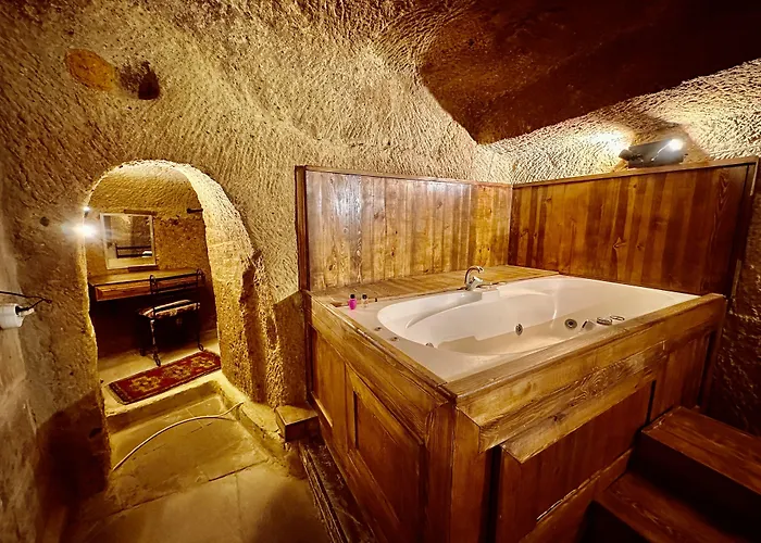 Harkasos Cave ウルギュップ