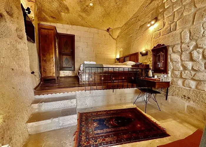 Harkasos Cave ホテル 3*