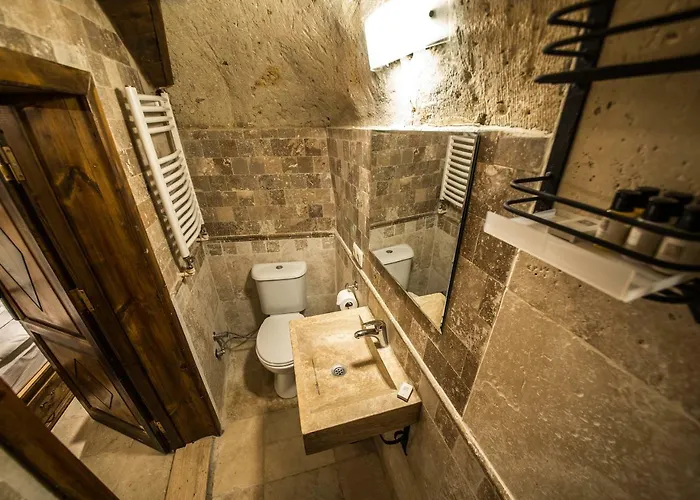 Harkasos Cave ホテル ウルギュップ